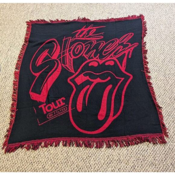 The Stones No Filter Tour Blanket Red Black Fringe Throw 48x48" Tapestry Rolling - Picture 1 of 3